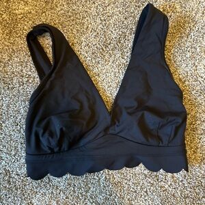 Chic Black Scalloped Bralette